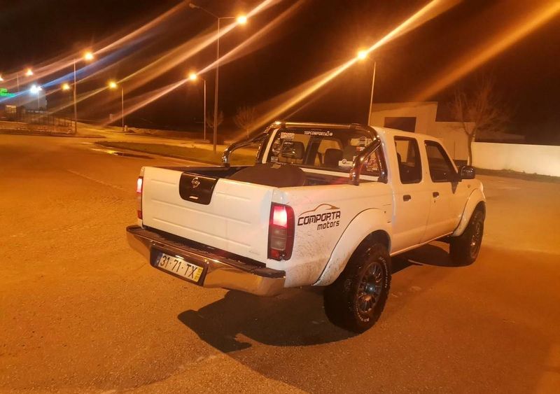 Nissan Pickup • 2002 • 40,000 km 3