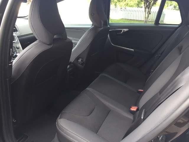 Volvo V60 • 2015 • 199,000 km 14