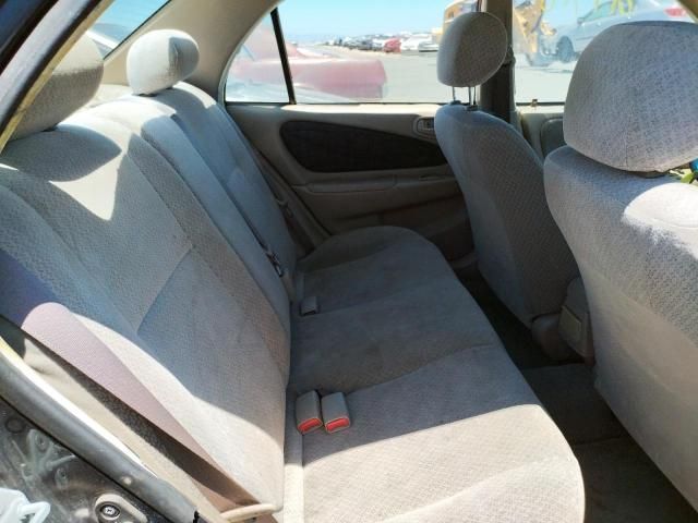 Toyota Corolla • 2000 • 50,000 km 4