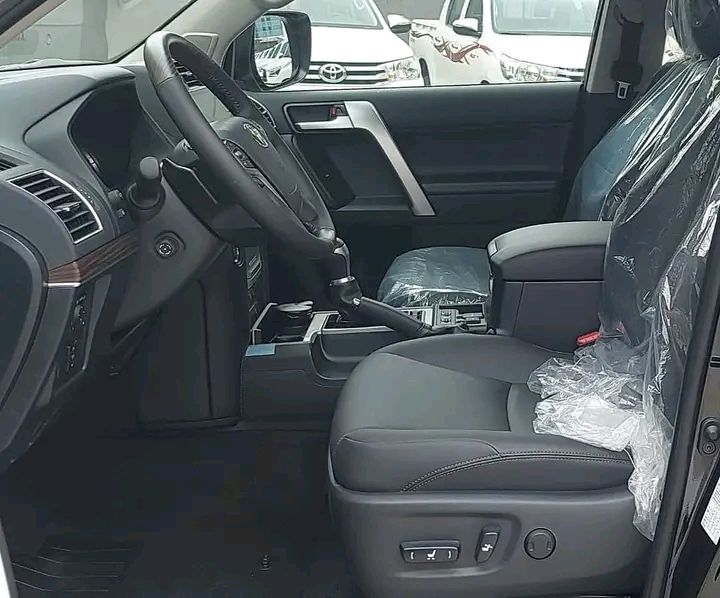 Toyota Land Cruiser • 2018 • 0 km 2