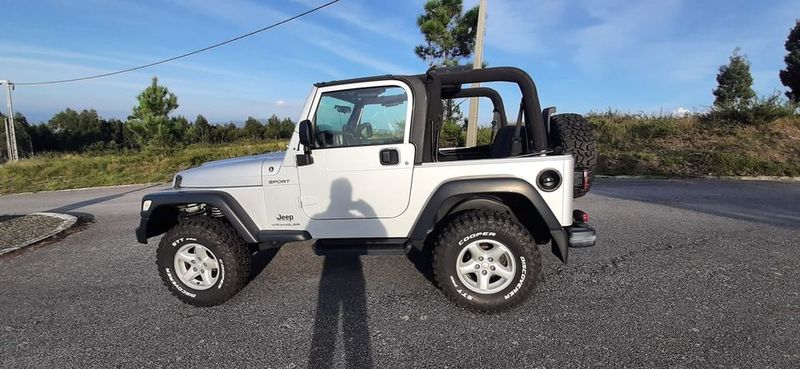 Jeep Wrangler • 2003 • 66,000 km 2