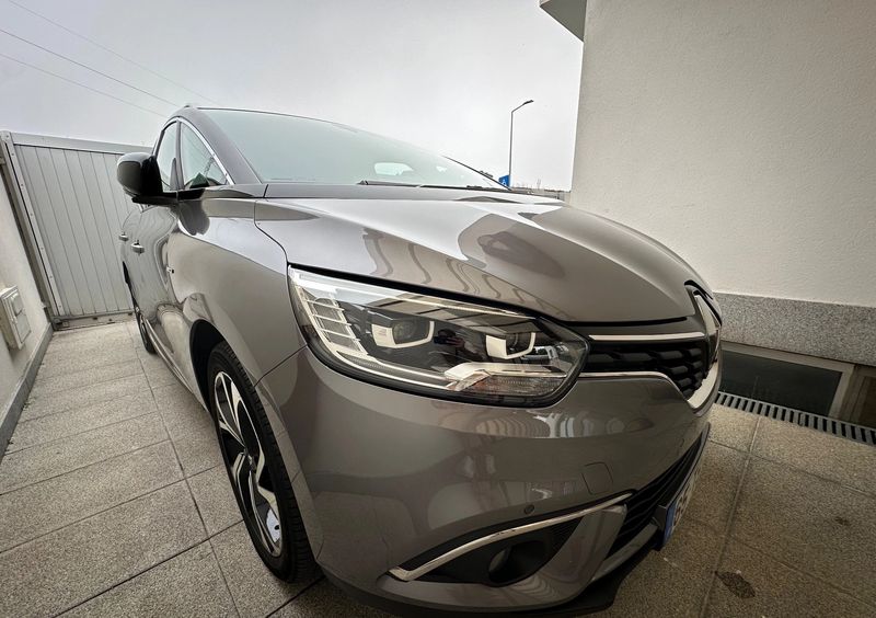 Renault Grand Scenic • 2017 • 48,000 km 1