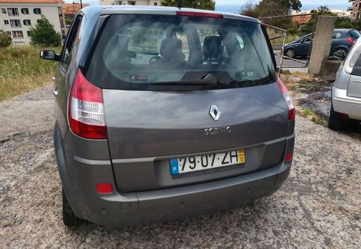 Renault Scénic • 2005 • 79,000 km 8