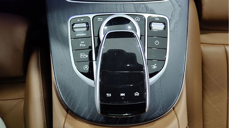 Mercedes-Benz E Coupé • 2017 • 77,725 km 12