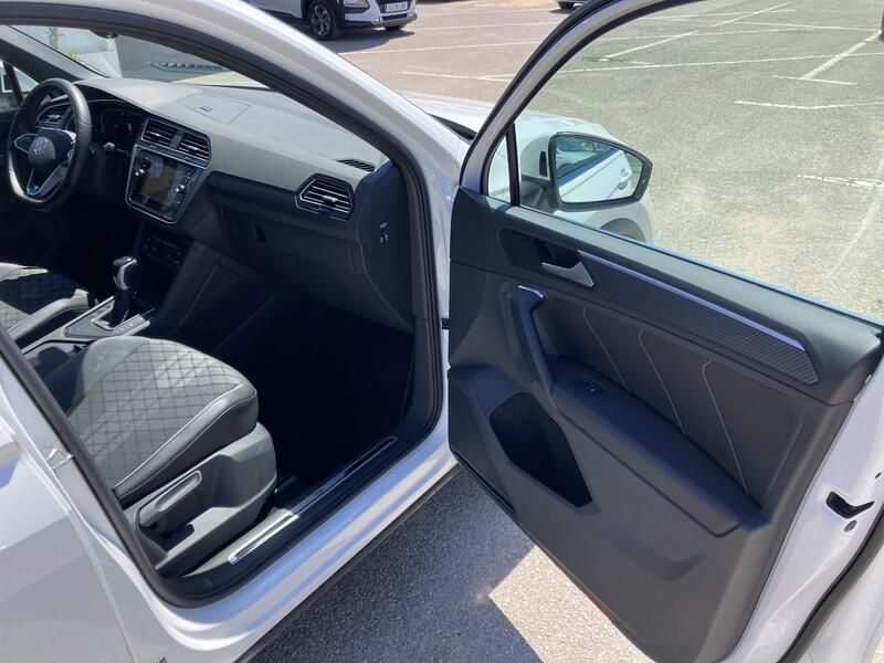 Volkswagen Tiguan • 2022 • 56,228 km 27