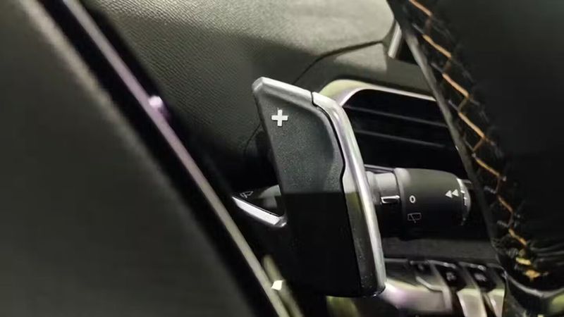 Peugeot 5008 • 2018 • 55,398 km 30