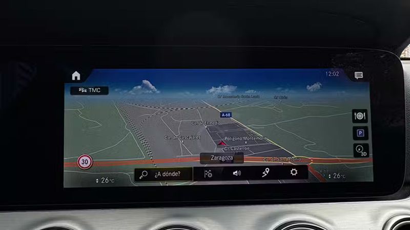 Mercedes-Benz E • 2020 • 115,784 km 9