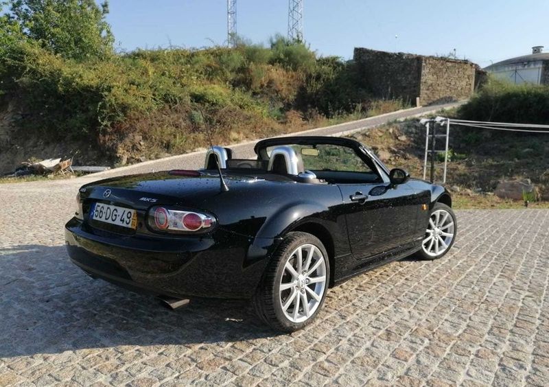 Mazda MX-5 • 2007 • 140,000 km 3