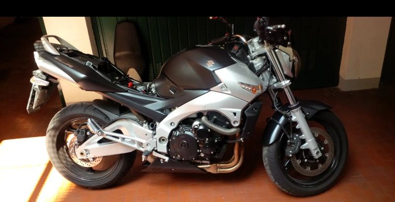 Suzuki gsx-r600z • 2009 • 1,000 km 4