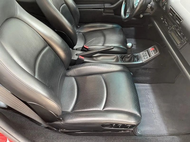 Porsche 924 • 1995 • 138,000 km 8