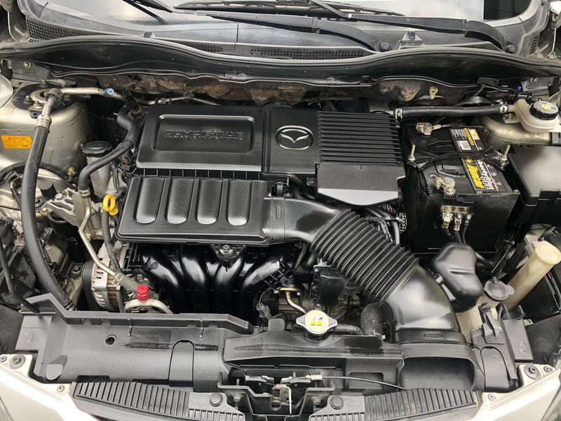 Mazda 2 • 2010 • 131,000 km 12