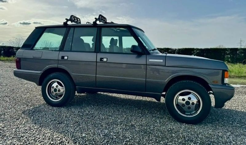 Land Rover Range Rover • 1992 • 250,000 km 17