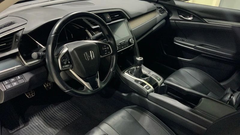 Honda Civic • 2018 • 93,900 km 6