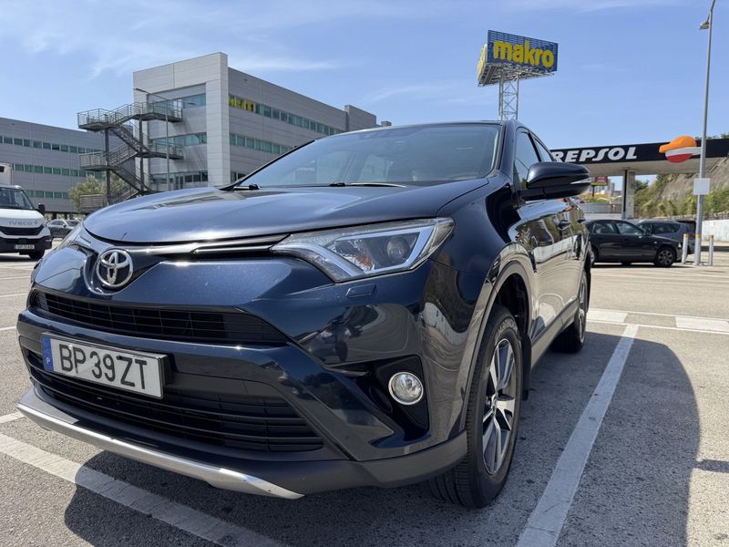 Toyota RAV4 • 2018 • 129,000 km 3