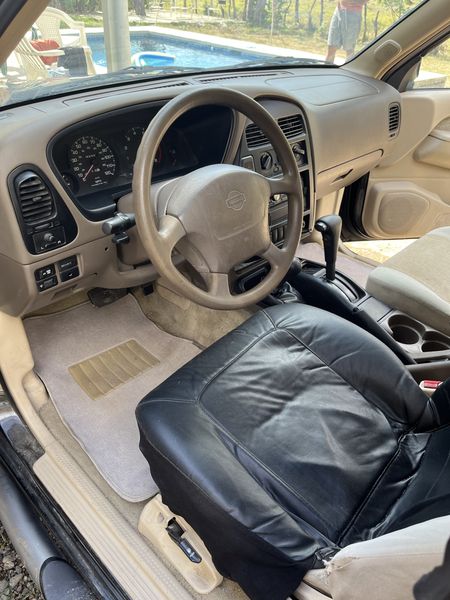 Nissan Pathfinder • 1997 • 145,000 mi 2
