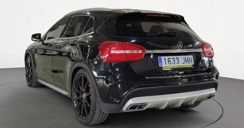 Mercedes-Benz GLA • 2015 • 153,849 km 3