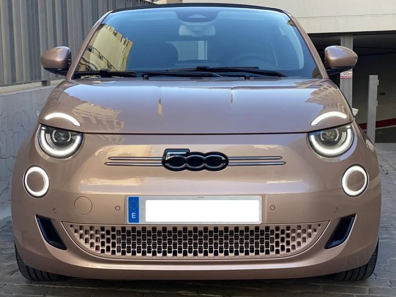 Fiat 500 • 2021 • 13,050 km 1