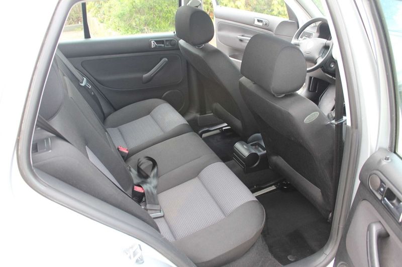 Volkswagen Golf • 2002 • 154,600 km 1