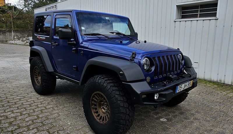 Jeep Wrangler • 2010 • 64,000 km 3
