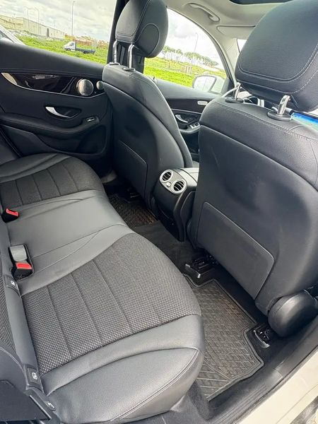 Mercedes-Benz GLC-Class • 2020 • 69,000 km 6