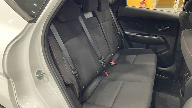 Hyundai Kona • 2024 • 17,405 km 8