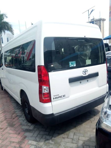 Toyota Hiace • 2018 • 34 km 2