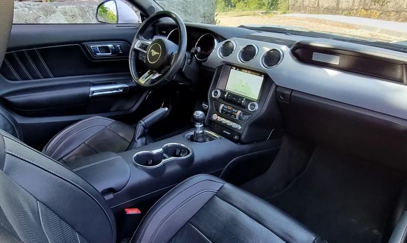 Ford Mustang • 2017 • 132,000 km 2