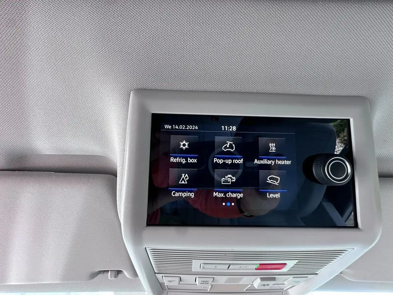 Volkswagen T5 Caravelle • 2022 • 20,800 km 25