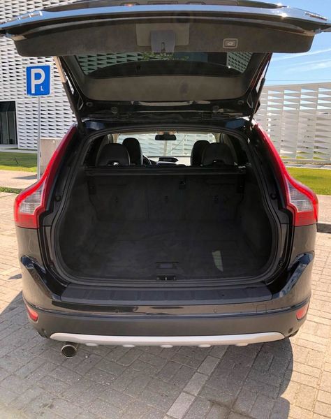 Volvo XC60 • 2010 • 167,000 km 5