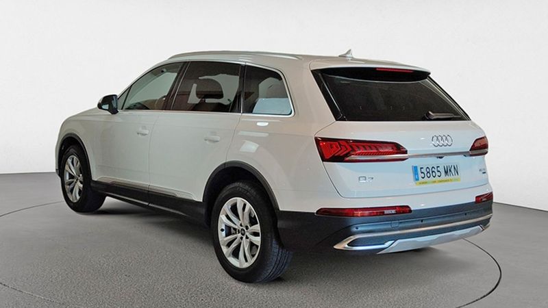 Audi Q7 • 2023 • 9,898 km 3