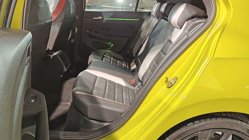 Volkswagen Golf • 2021 • 59,400 km 10