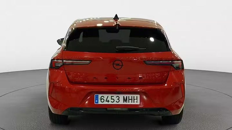 Opel Astra • 2023 • 46,137 km 9