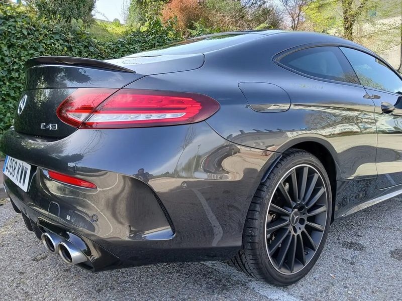 Mercedes-Benz C Sportcoupé • 2019 • 45,000 km 13