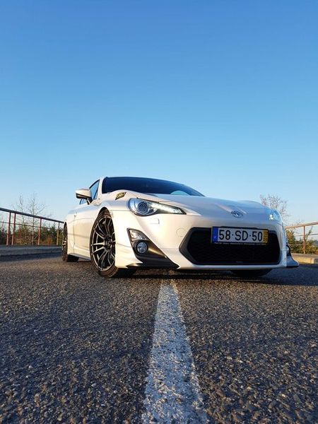 Toyota GT86 • 2013 • 60,000 km 2