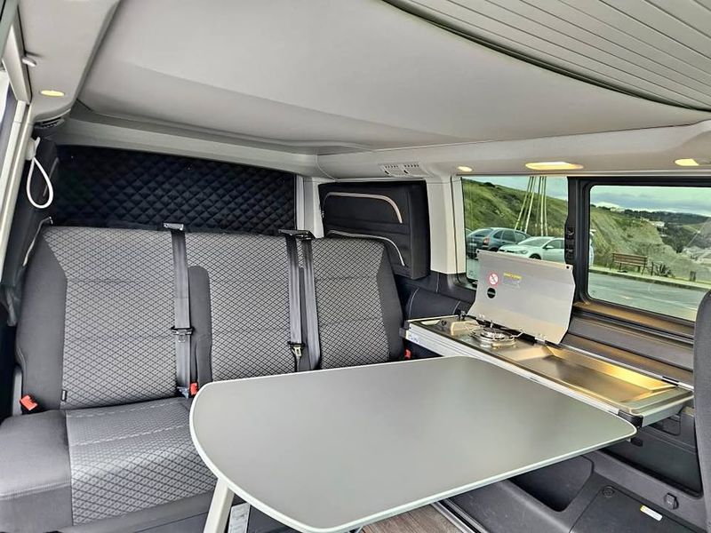 Volkswagen California • 2021 • 60,000 km 3