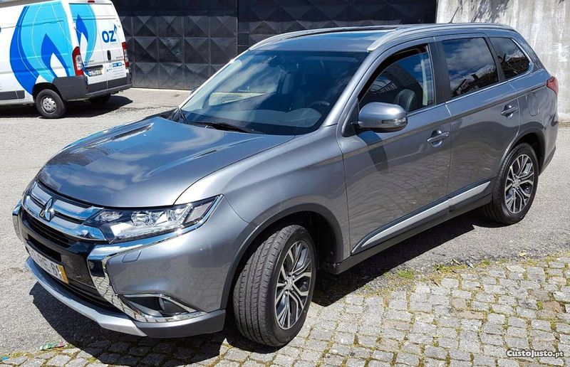 Mitsubishi Outlander • 2016 • 60,000 km 4