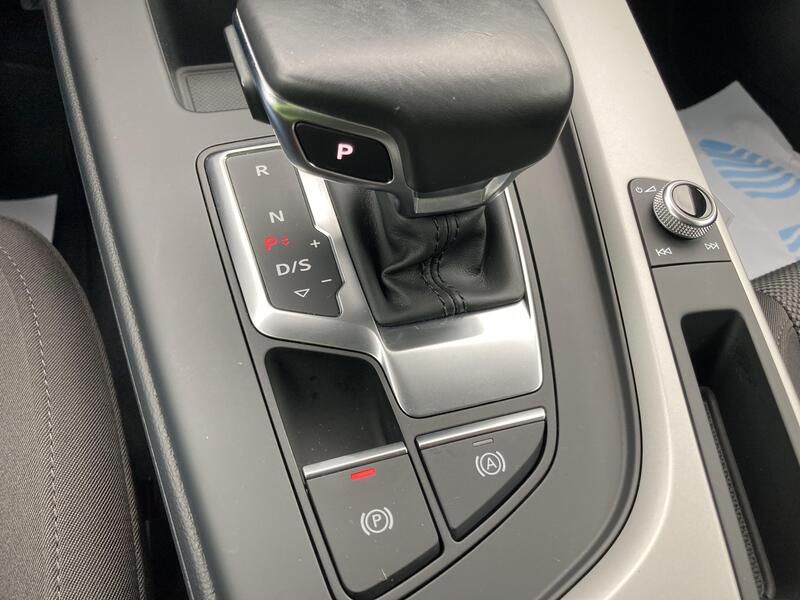 Audi A5 • 2022 • 70,357 km 8