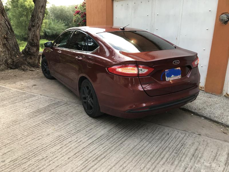 Ford Fusion • 2014 • 89,999 km 3
