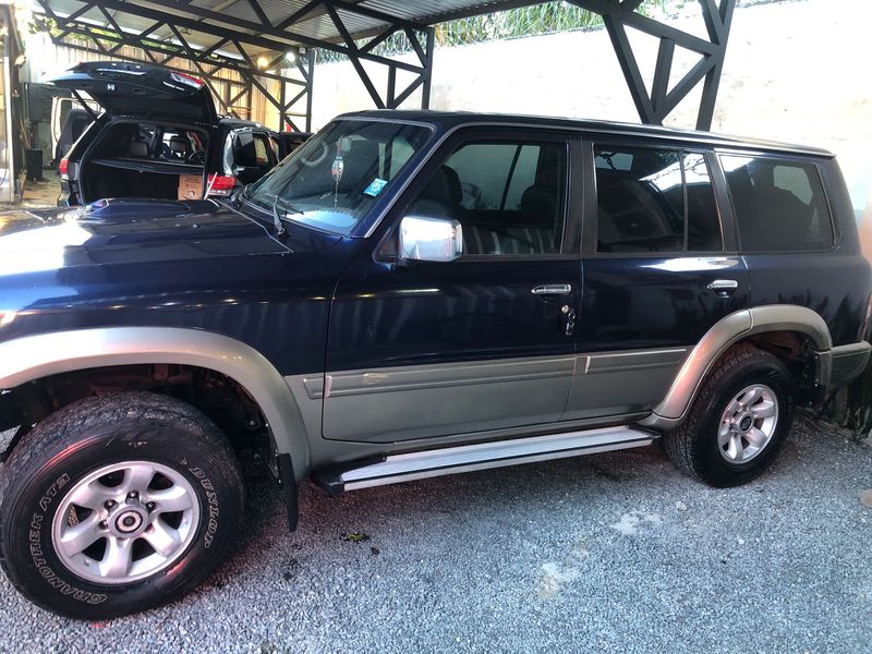 Nissan Patrol • 2001 • 165,000 km 9