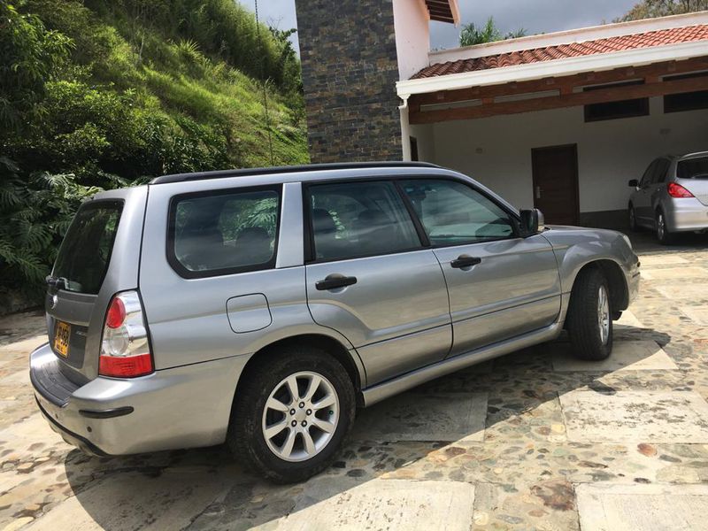Subaru Forester • 2008 • 95,000 km 4