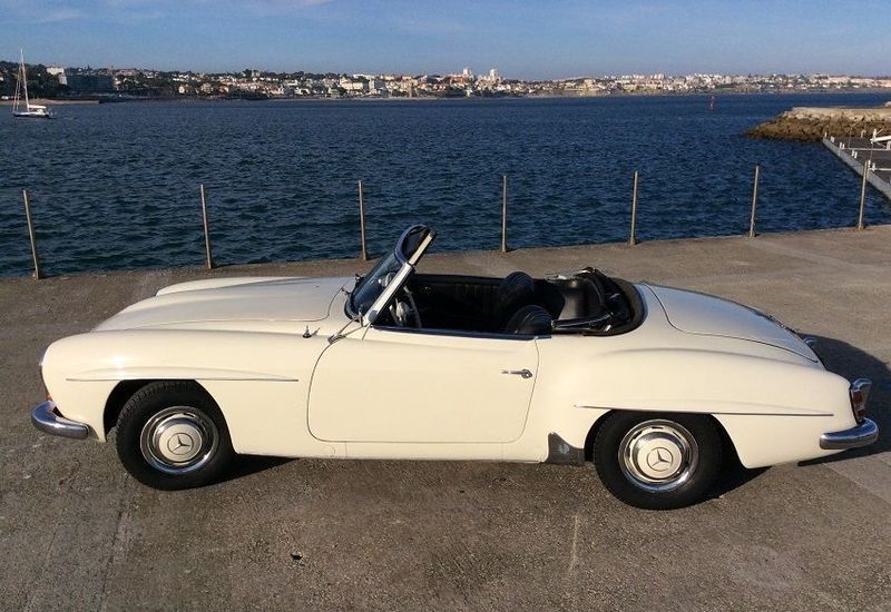 Mercedes-Benz SL • 1959 • 93,000 km 2