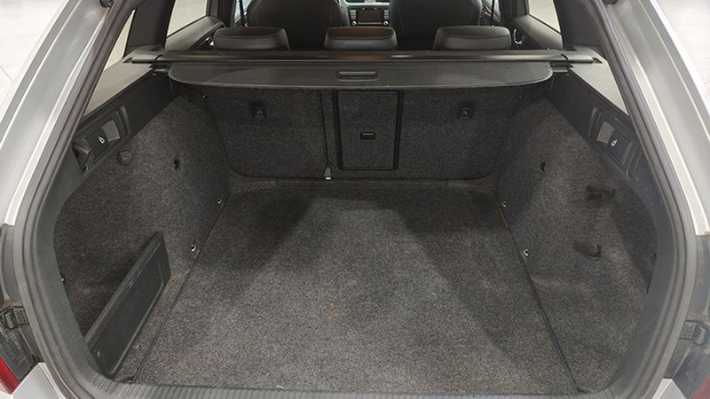 Škoda Octavia • 2015 • 153,850 km 6