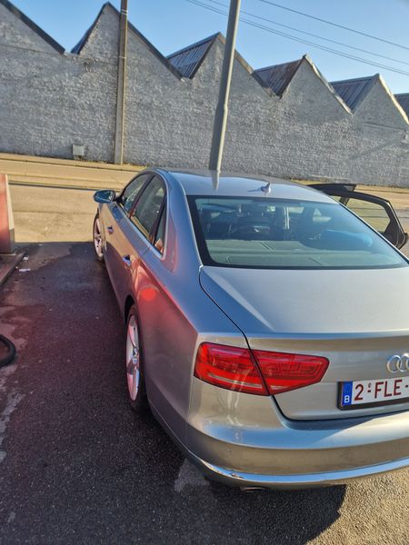Audi A8 • 2013 • 192,400 km 4