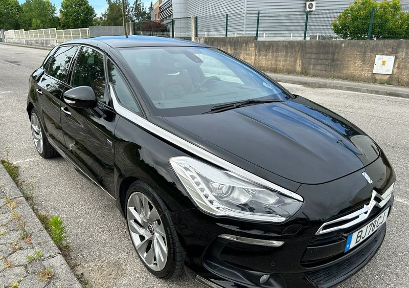 Citroën DS5 • 2013 • 246,000 km 1