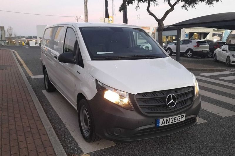 Mercedes-Benz GL • 2022 • 150,000 km 6