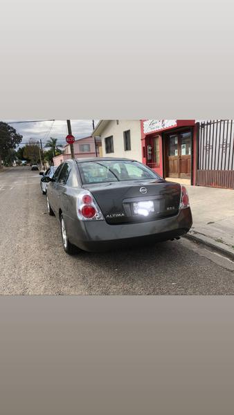 Nissan Altima • 2006 • 197,677 km 1