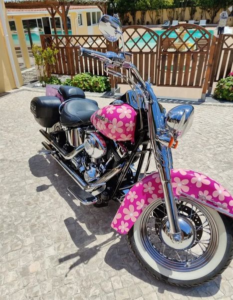 Harley Davidson heritage softail classic • 2006 • 27,000 km 1