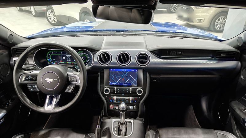 Ford Mustang • 2021 • 11,616 km 6