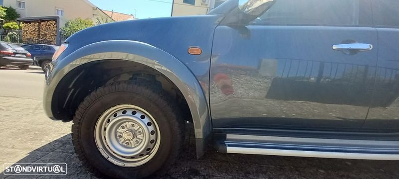 Mitsubishi L200 Pick up • 2006 • 209,795 km 11