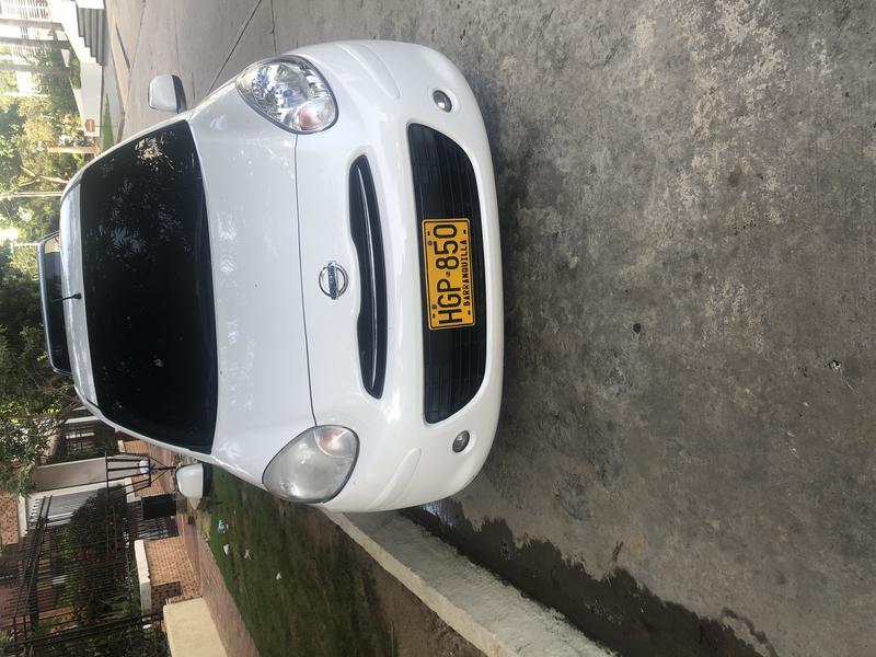 Nissan March • 2014 • 79,000 km 3